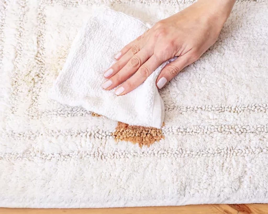 پاک کردن لکه چای از روی فرش بامبو | فرش اکسیر